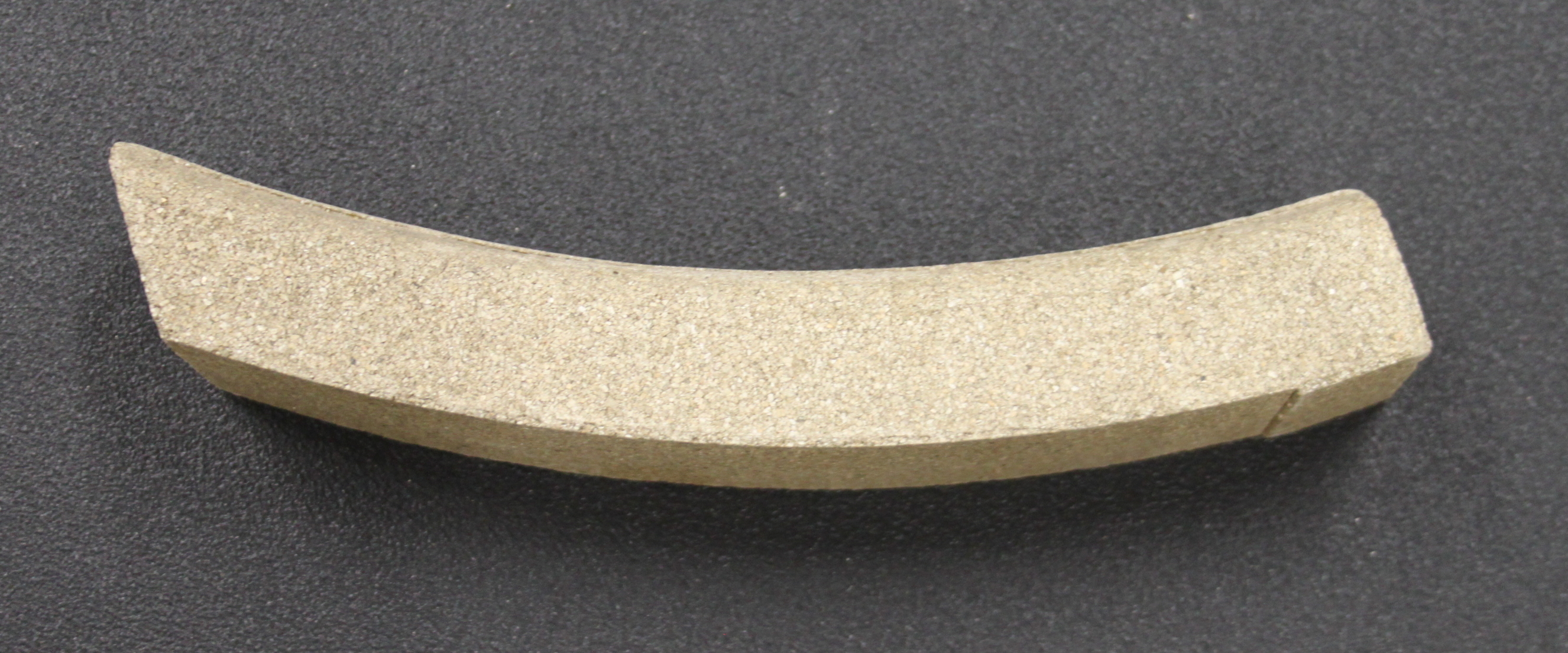 Cera Vela Holzfang links